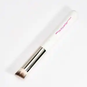 Make-up-Pinsel Deluxe No. 16 // Stupper schräg // hautquartier vegan